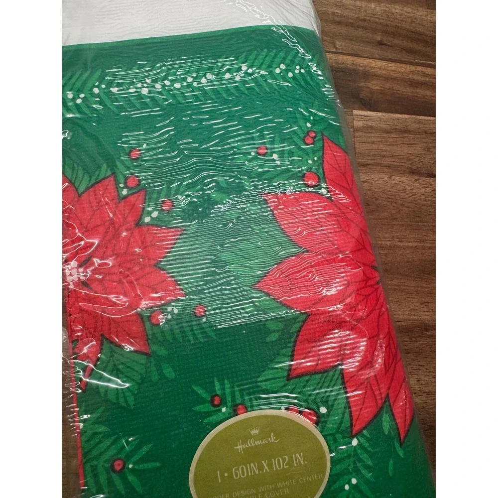 Vintage Hallmark Christmas Table Cover Poinsettia Border Green Red 60x102 150XTA